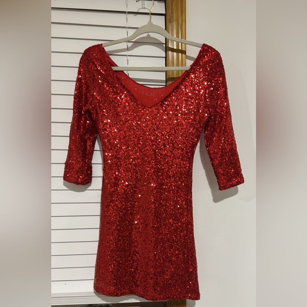 Size Small Pink Lily Sequin Dress.